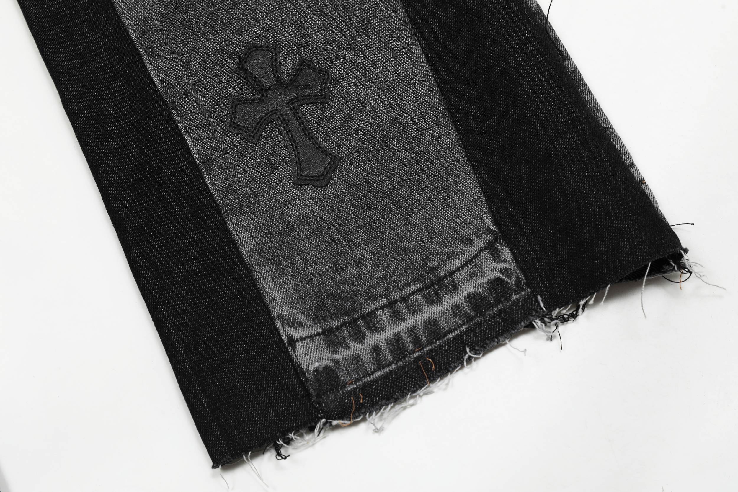 Chrome Hearts Jeans 8102